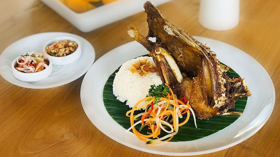Food & Drinks 7