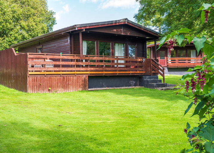Exterior view 2, Bluebell Lodge 4 with Hot Tub, Dumfries and Galloway