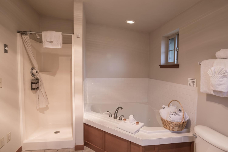 Bathroom 5, Inn at Cannon Beach, Clatsop