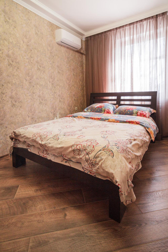 Others 4, Deribasovskay street apartments, Odes'ka