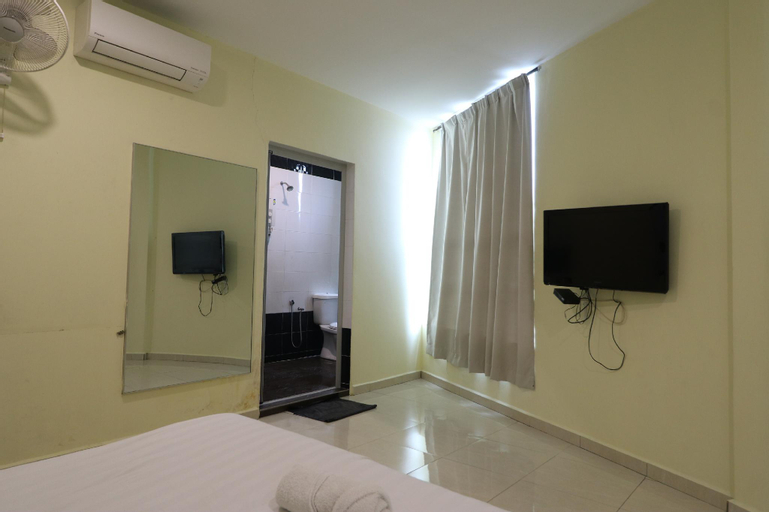 Bedroom 9