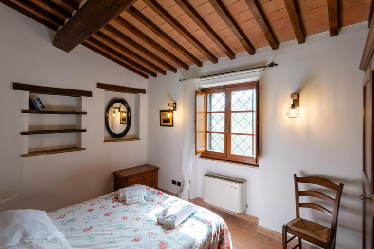 Bedroom, La Casa Colonica wine and oil, Perugia