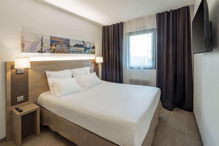 Bedroom 14