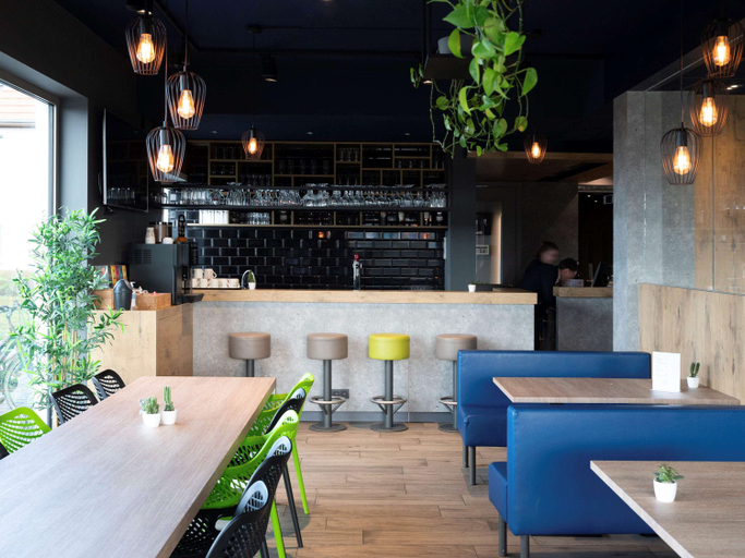 Food & Drinks 2, ibis budget Oostende airport, West-Vlaanderen