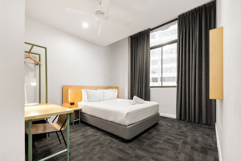 Bedroom 25