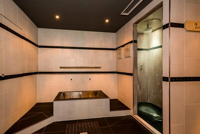Bathroom 4, Wohlfühlhotel Berg Heil, Reutte