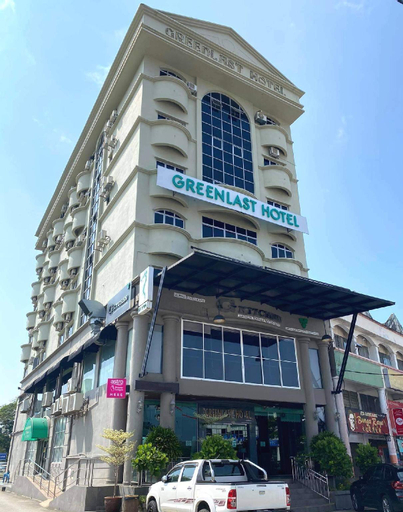 Exterior 1