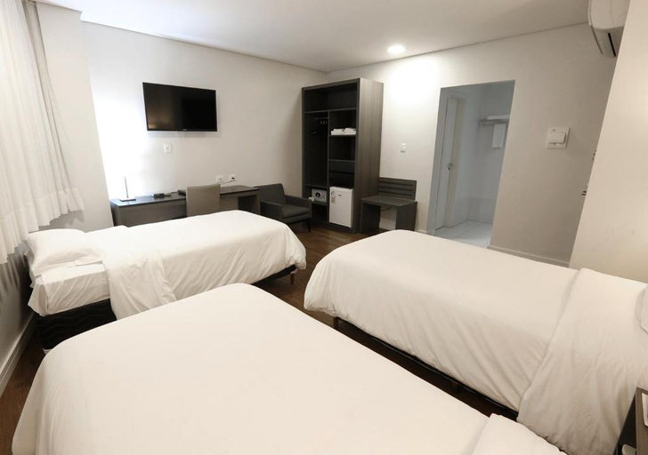 Bedroom 2, Fratele Business Hotel, Patos de Minas