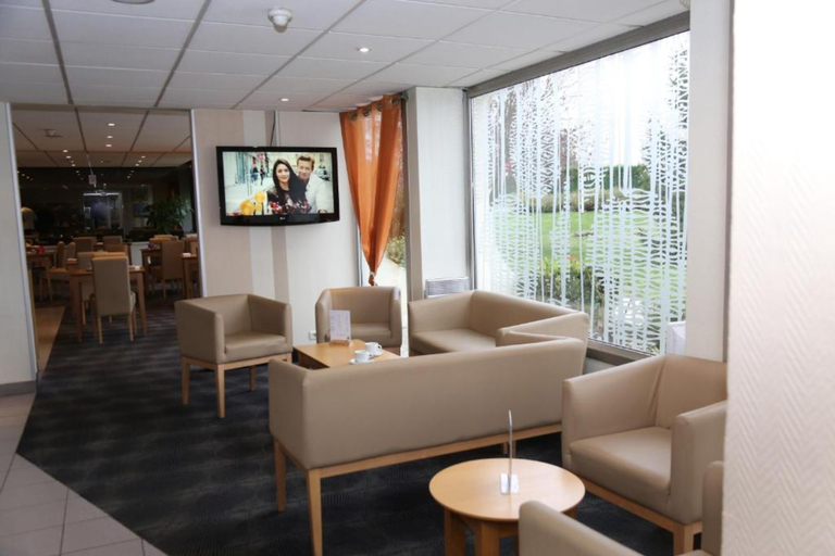 Others 2, ibis Styles Orleans, Loiret