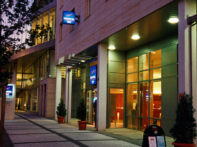 Exterior & Views 2, Novotel Praha Wenceslas Square, Praha 1