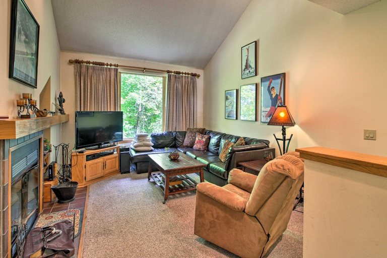 Others 4, Killington Condo w/ Spa ~ 3 Miles to Ski Resort!, Rutland