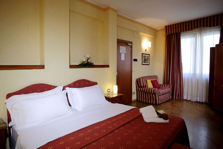 Bedroom 14