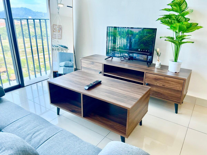 Others 3, H 1-5pax Cozy house Trefoil Setia Alam Wifi and TV, Shah Alam