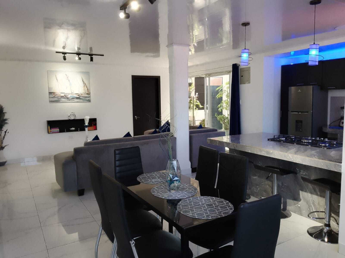 Others 5, Jardines Ambato, Ambato