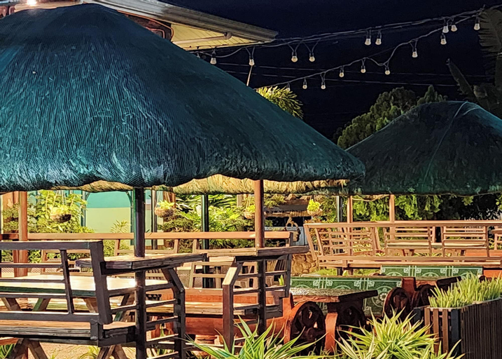 Food & Drinks 5, Green Meadows Hotel & Restaurant, San Nicolas