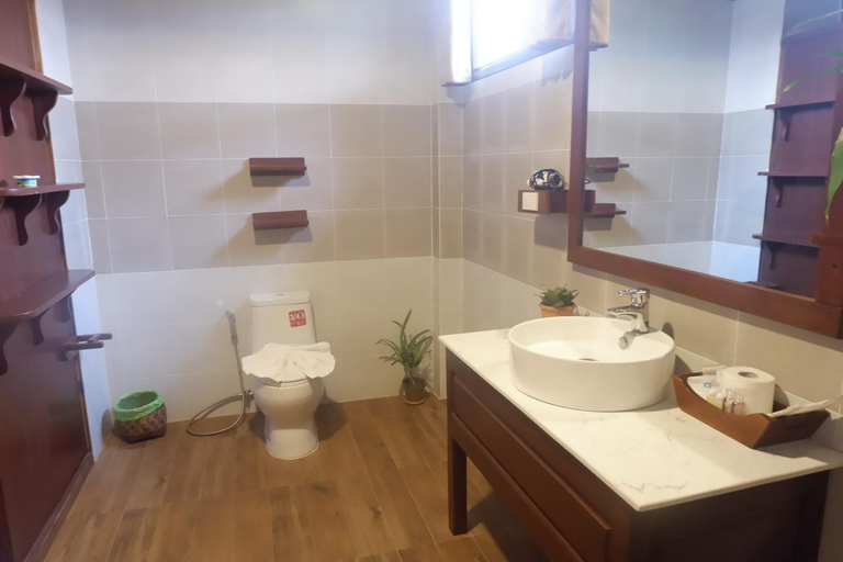 Bathroom 4, Sengahloune Resort, Khong