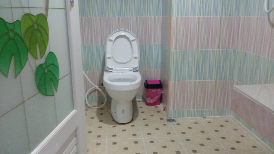 Bathroom 3, RueangSriSiRi Guest House 2, Muang Sukhothai