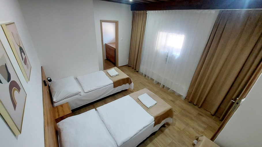 Others 2, Apartmany Podlavice, Banská Bystrica