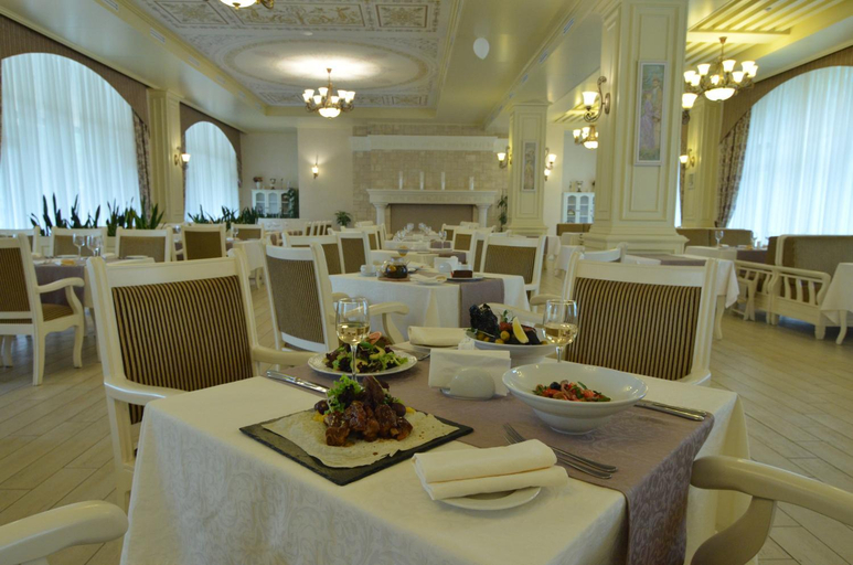 Food & Drinks 5, Sobi Hotel, Vyshhorods'kyi