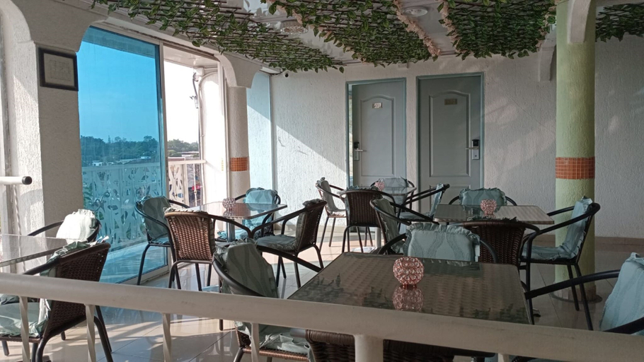 Food & Drinks 5, Arissha Boutique Hotel, Yumbo