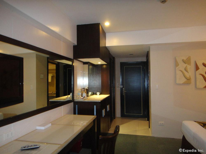 Bathroom 19