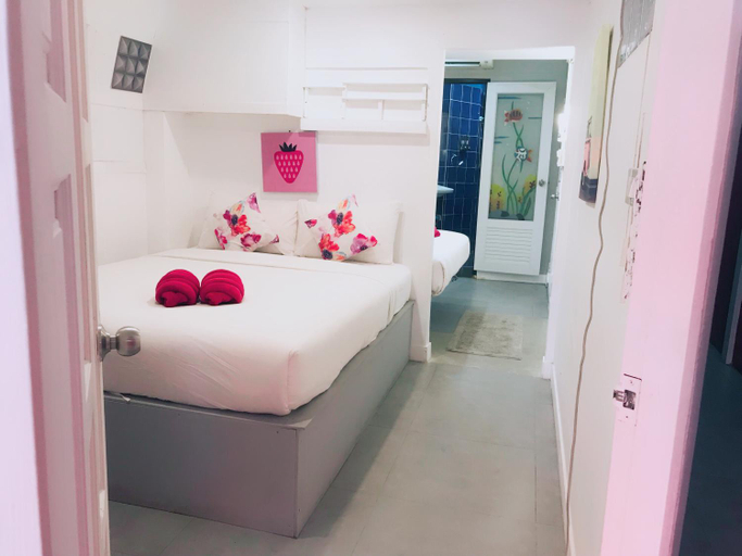 Bedroom 12