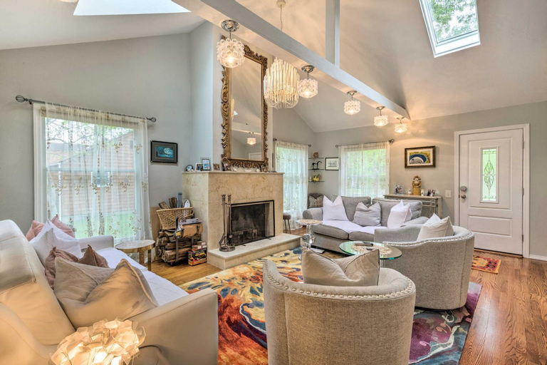 Others 5, Cute East Hampton Cottage with Patio - Walk to Beach, Suffolk