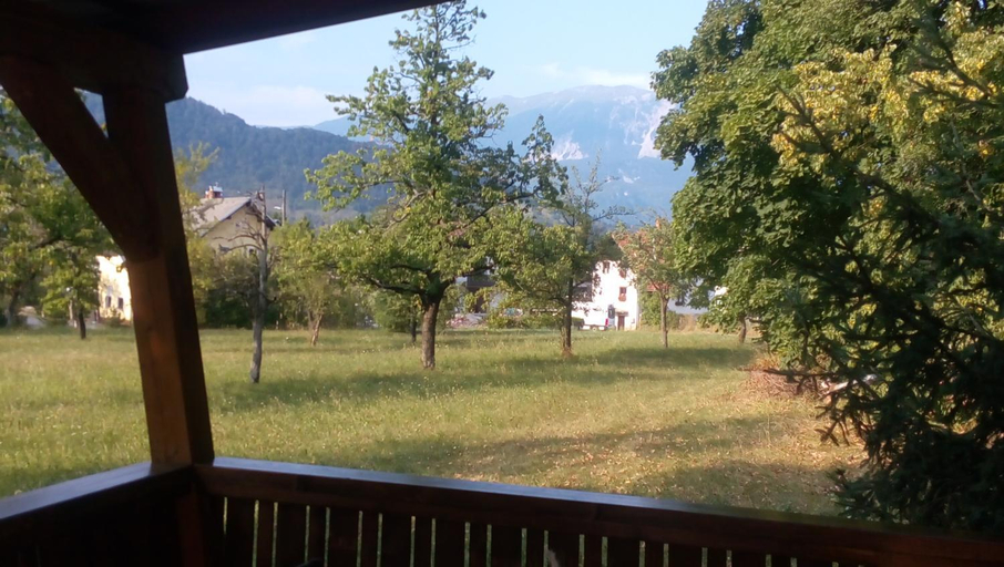View, Samson mobile house, Bled