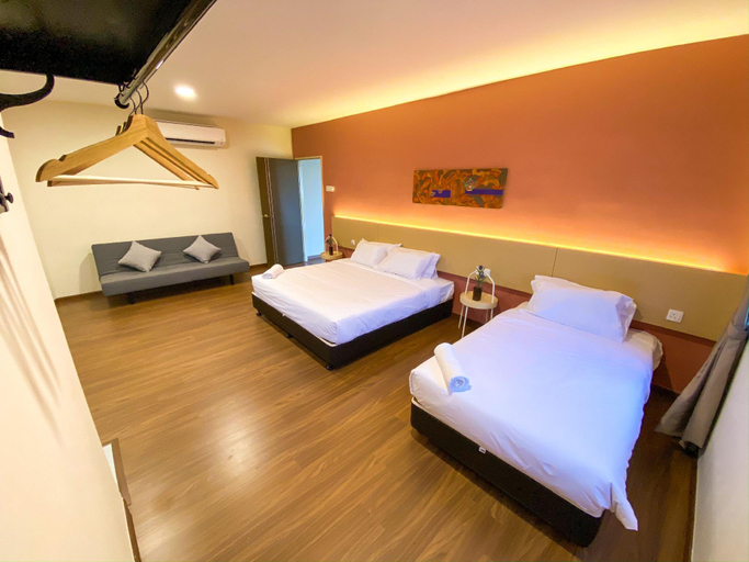 Others 5, Jonker Apartments, Malacca City