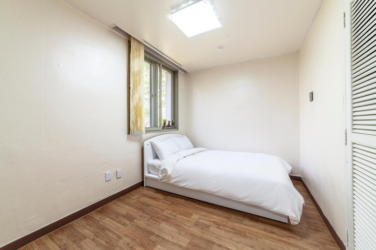 Others 5, HK Resort, Sokcho