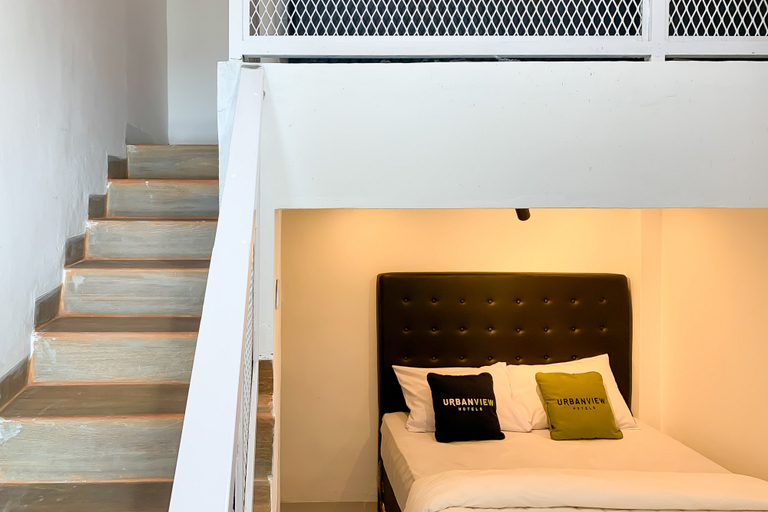 Urbanview Hotel Permata Syariah Garut Room Type - Family Room