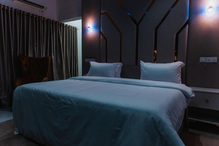 Bedroom 2, Trendy Hotel and Suites, Yenegoa