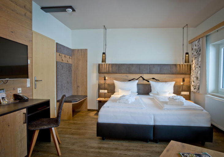 Bedroom 2, Landhotel Moorhof, Freyung-Grafenau