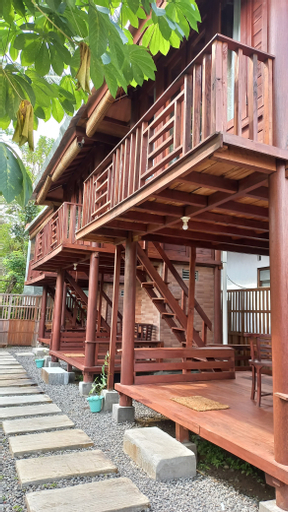 Exterior 15