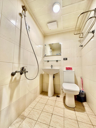 Bathroom 5, Little Deer Bambi Homestay, Taichung