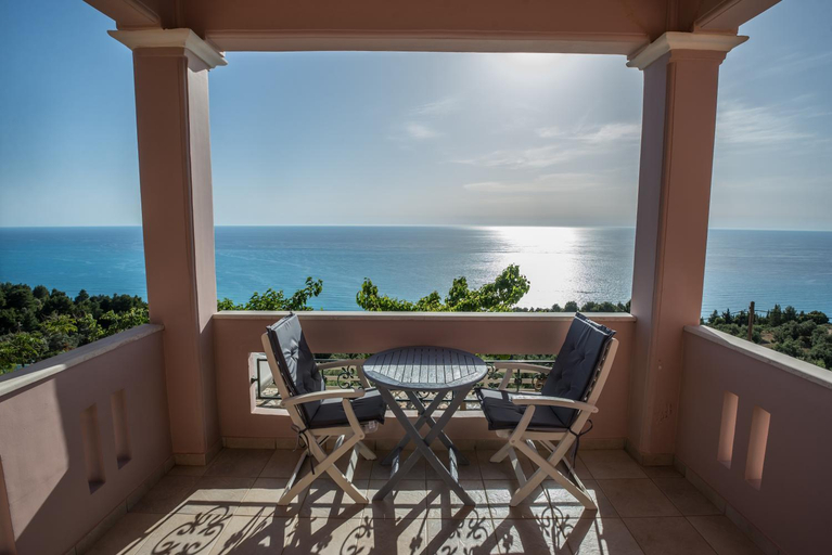 Others 4, Private, pool, sunsets, beaches, amenities - Eleni, Ionian Islands