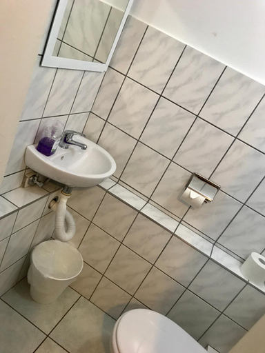 Bathroom 5, Interlaken Marco Hostel, Interlaken