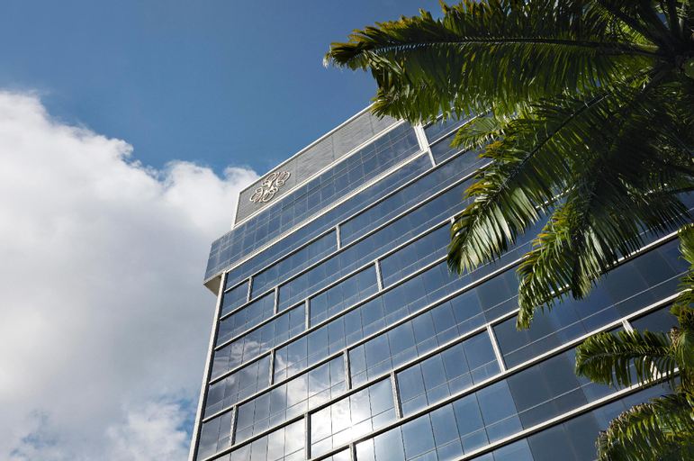 Exterior 4
