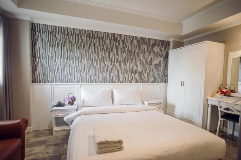 Bedroom 26