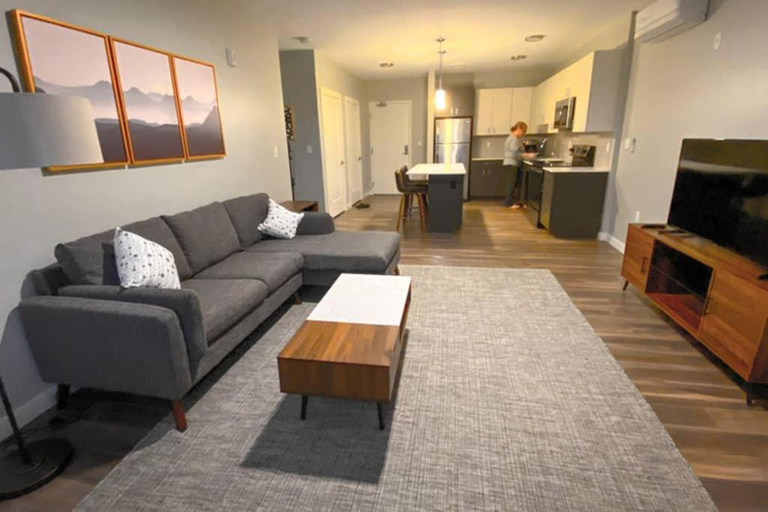 Others 5, Luxury Apartment with Gym, Steps From Commuter Rail #3013, Middlesex