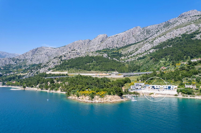 Others 5, Seafront Villa Kiara with 5 en-suite bedrooms in Omis, Omiš