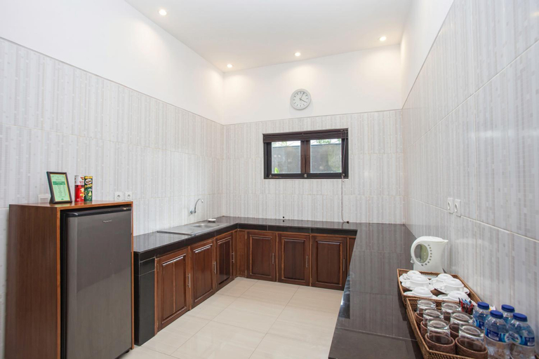 Dining Room 12