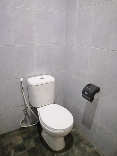 Bathroom 4
