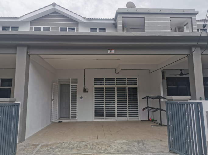 The 8 Homestay Padang Besar , Perlis