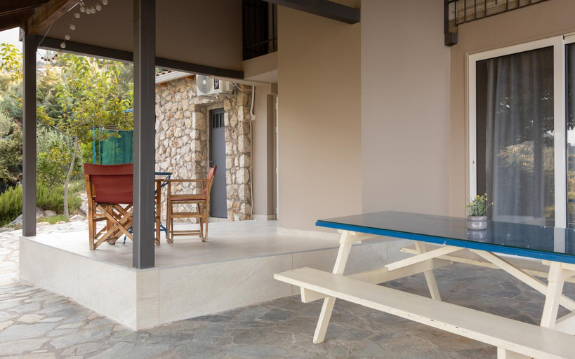 Others 5, Markon Stone House Nikiana, Ionian Islands