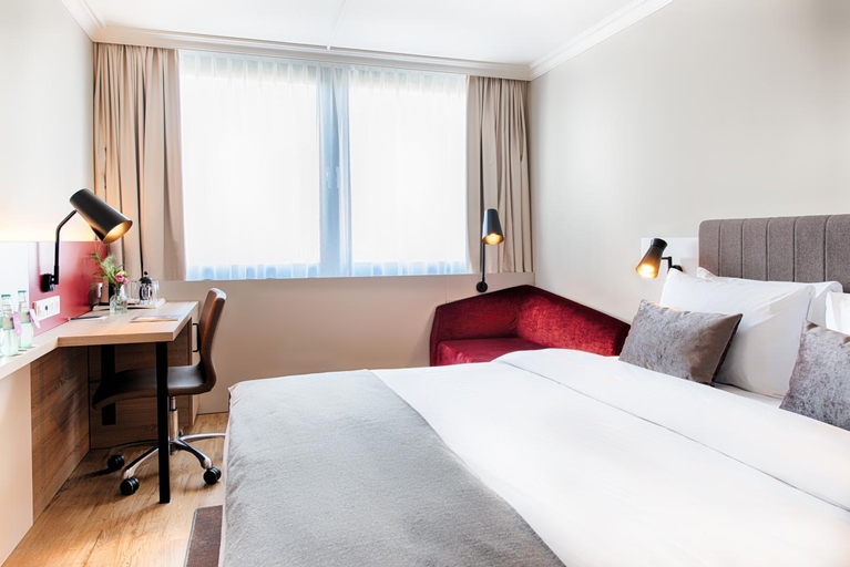 Bedroom 14