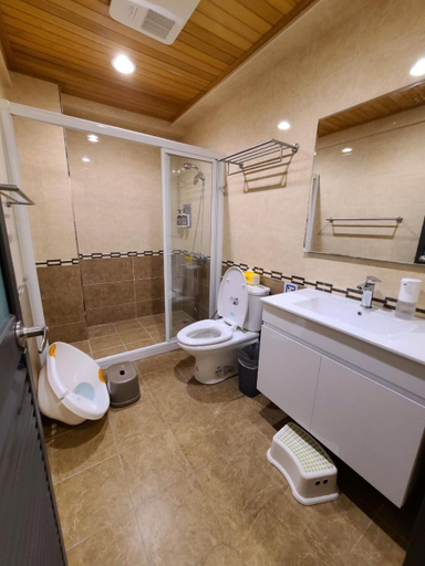 Bathroom 2, Three Forest Sleep Inn, Tainan