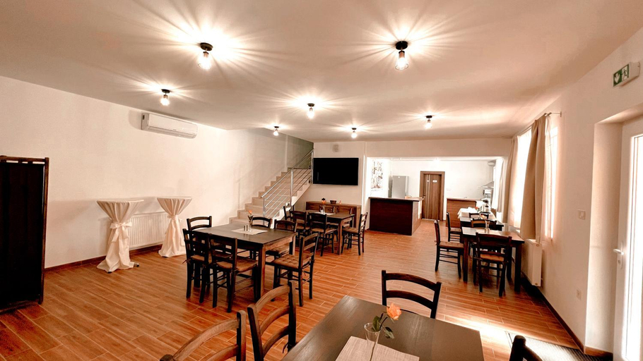 Food & Drinks, Penzion MELIS, Trebišov