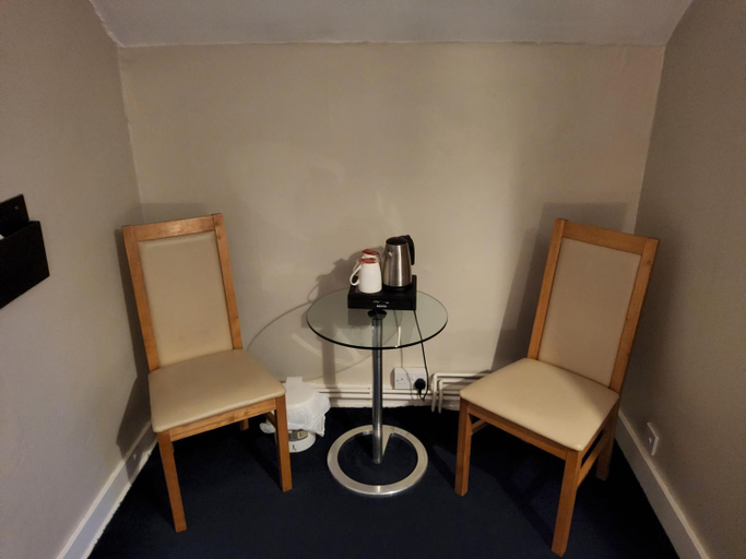 Others 4, The Avenue Hotel, Lincolnshire