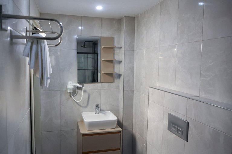 Bathroom, Lara Street Hotel, Antalya